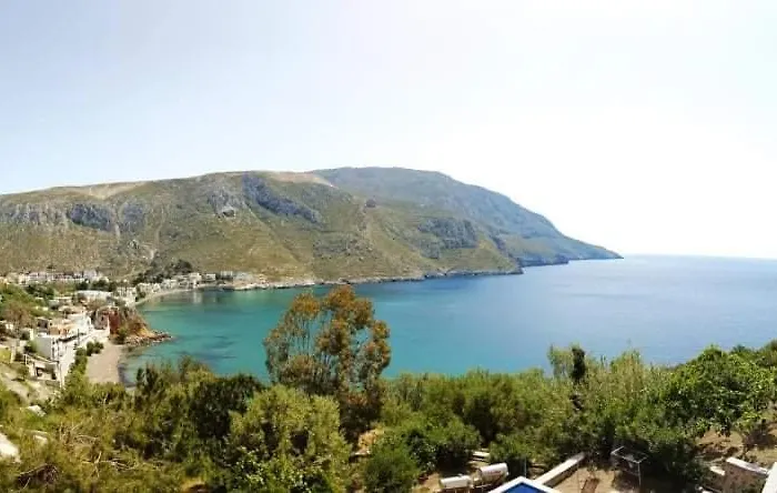 Calliope Paradise Balcony شقة