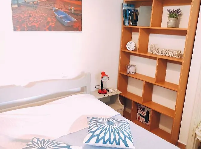 Calliope Paradise Balcony شقة