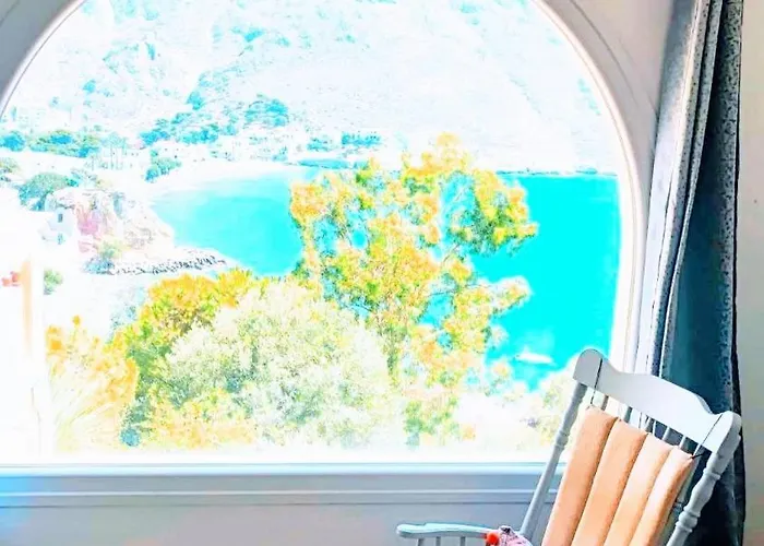 Calliope Paradise Balcony *